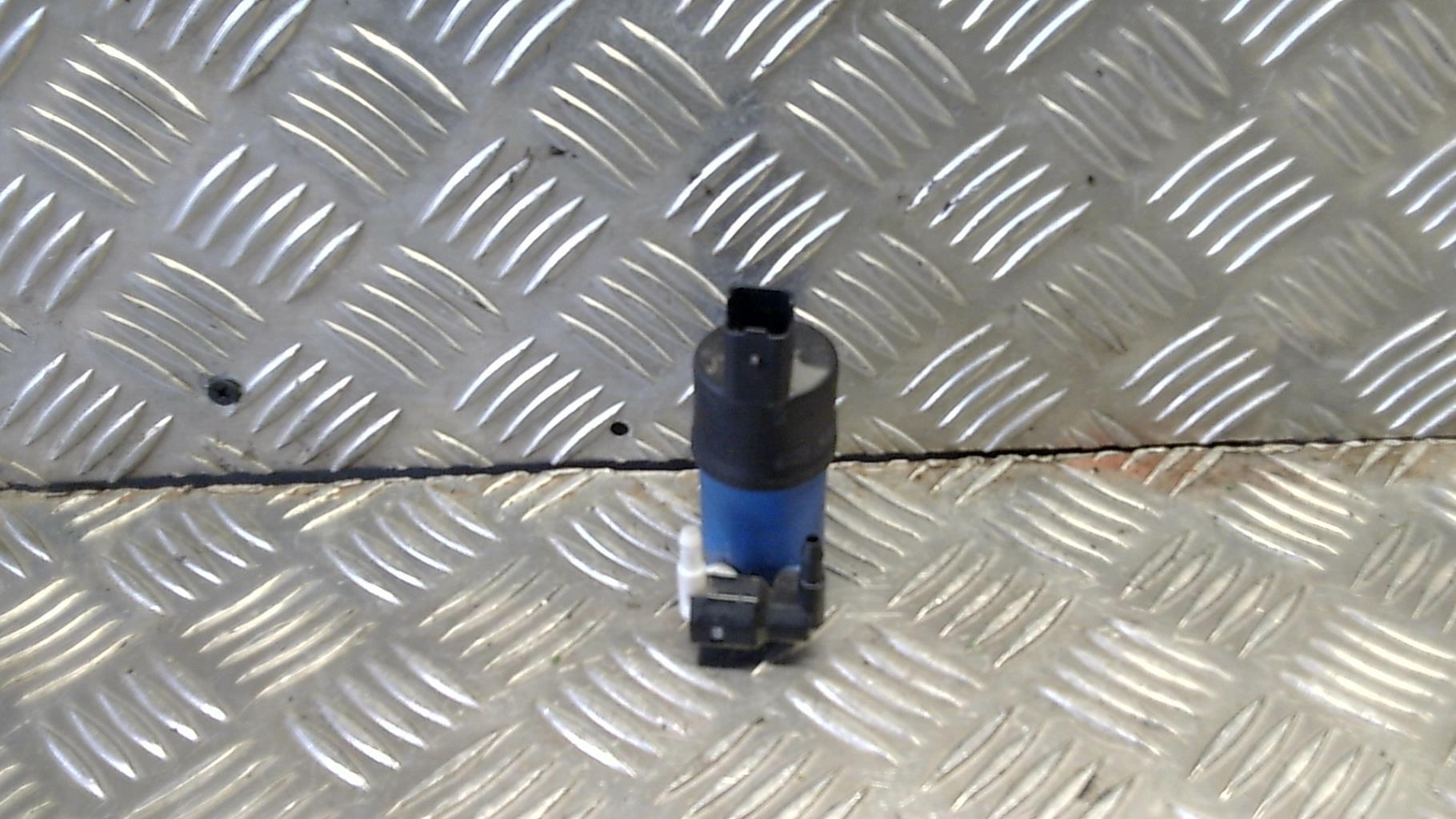 Pompe lave glace avant RENAULT CLIO 4 PHASE 1 Essence - 1