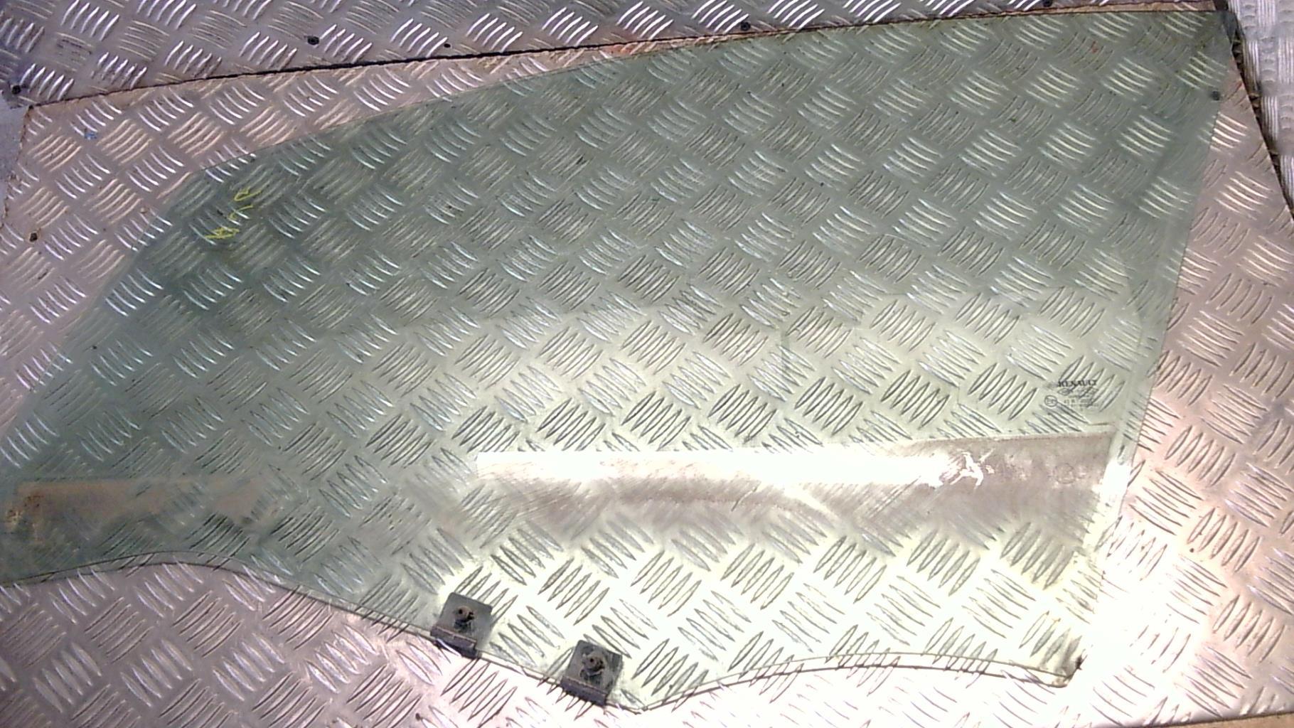 Vitre avant gauche RENAULT CLIO 4 PHASE 1 Essence - 1