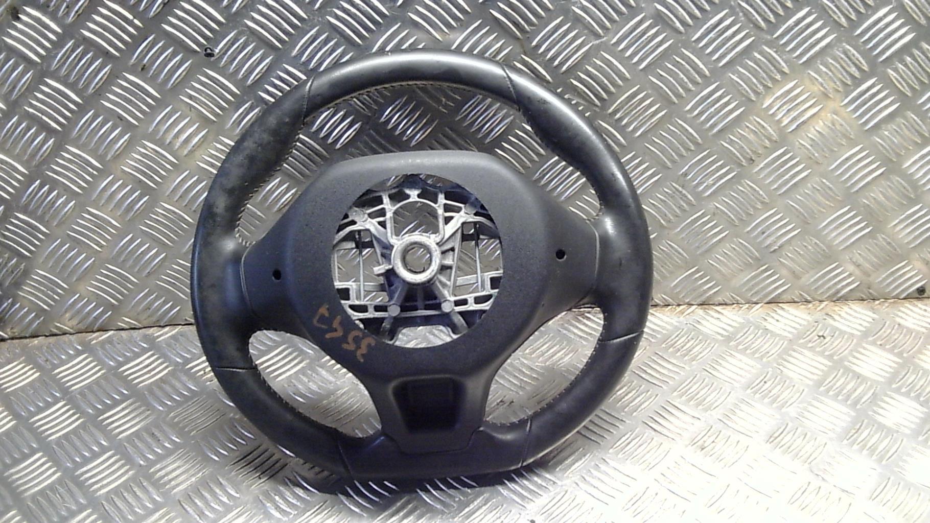 Volant PEUGEOT 308 2 PHASE 1 Diesel - 1