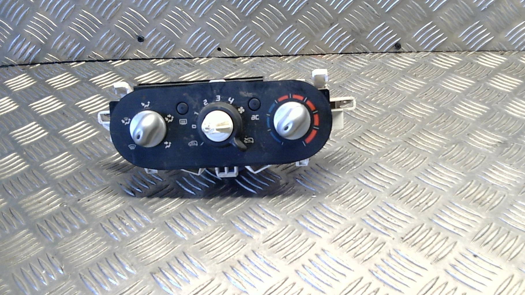 Commande chauffage RENAULT TWINGO 2 PHASE 1 Diesel - 1