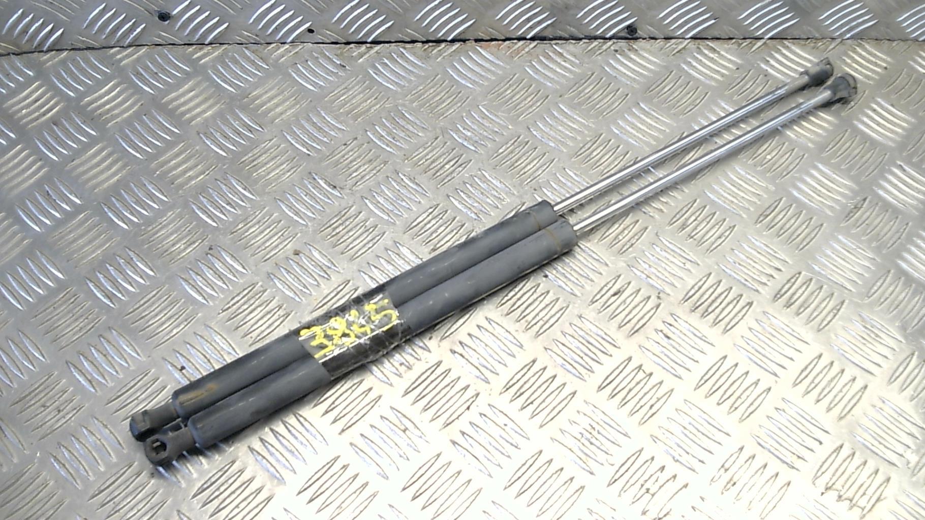 Verin de coffre RENAULT LAGUNA 2 PHASE 1 BREAK Essence - 1