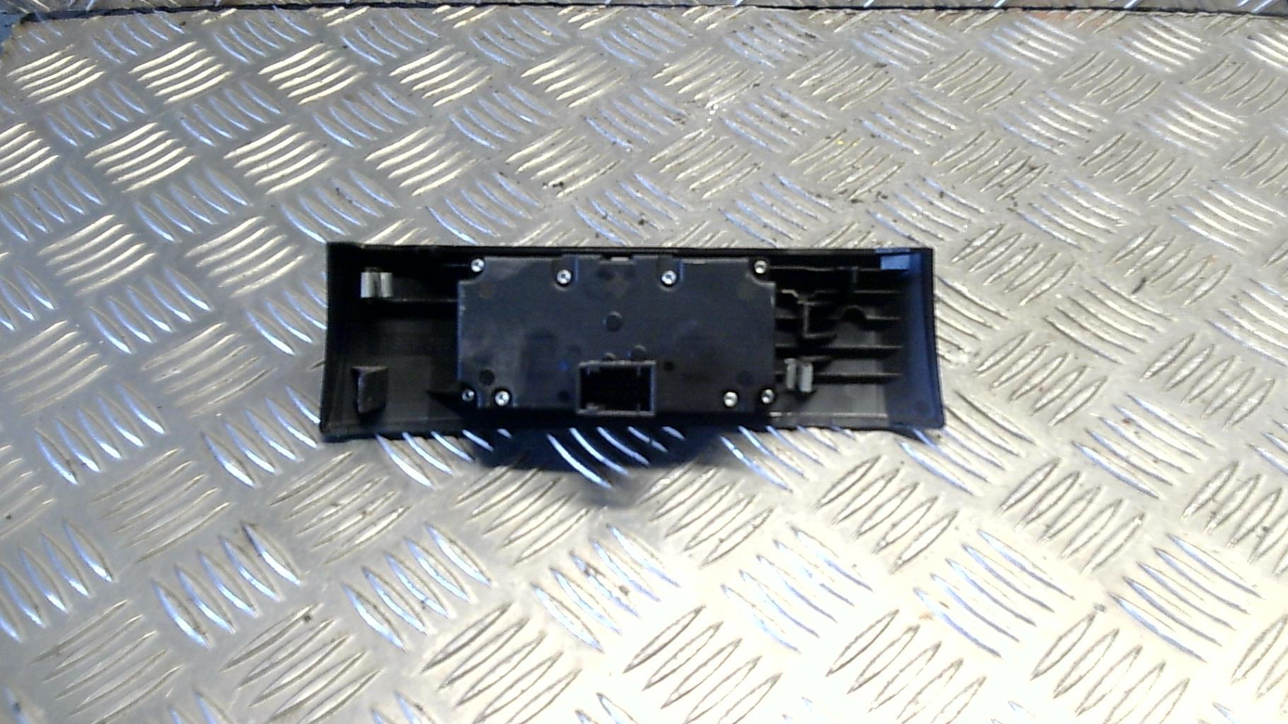 Commande de phare BMW SERIE 5 E60 PHASE 1 Diesel - 1