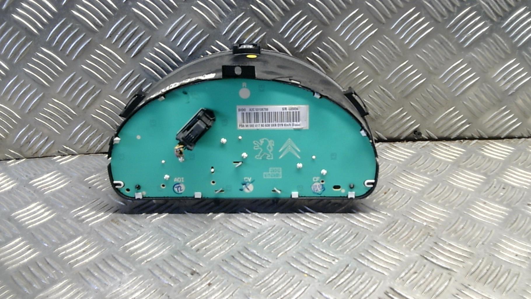 Compteur PEUGEOT 1007 Diesel - 1