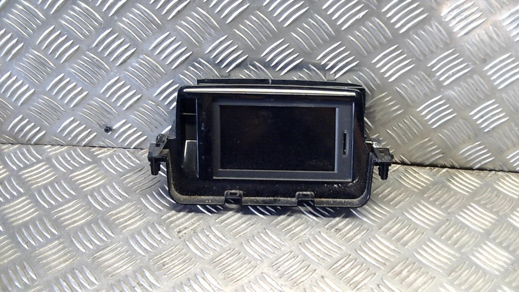Ecran GPS RENAULT MEGANE 3 PHASE 2 BREAK Diesel - 1