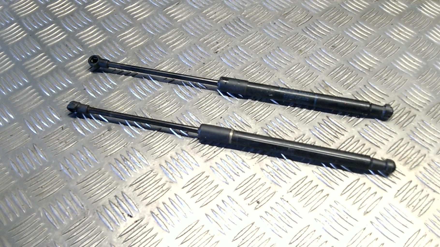 Verin de coffre RENAULT TWINGO 2 PHASE 1 Diesel - 1
