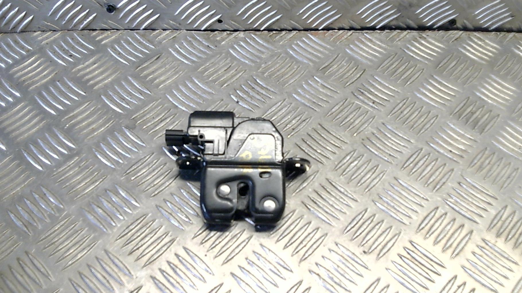 Serrure de hayon RENAULT MEGANE 3 PHASE 2 BREAK Diesel - 1