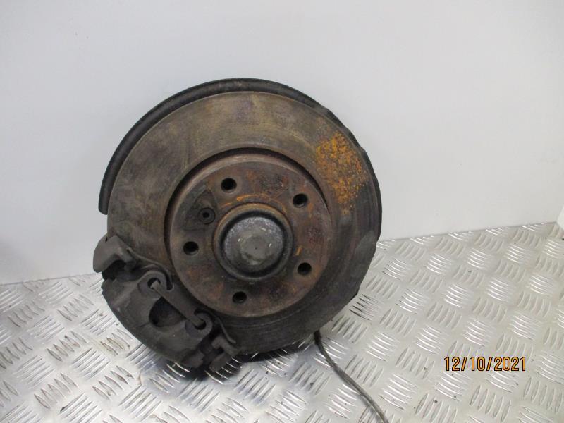 Moyeu avant gauche BMW SERIE 3 E36 Essence - 1