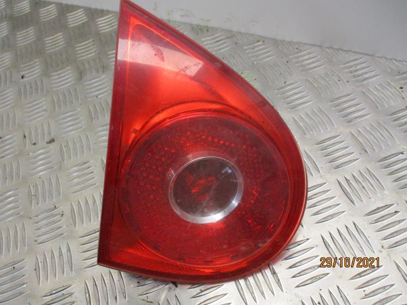 Feu arriere secondaire gauche (feux) VOLKSWAGEN GOLF 5 Essence - 1