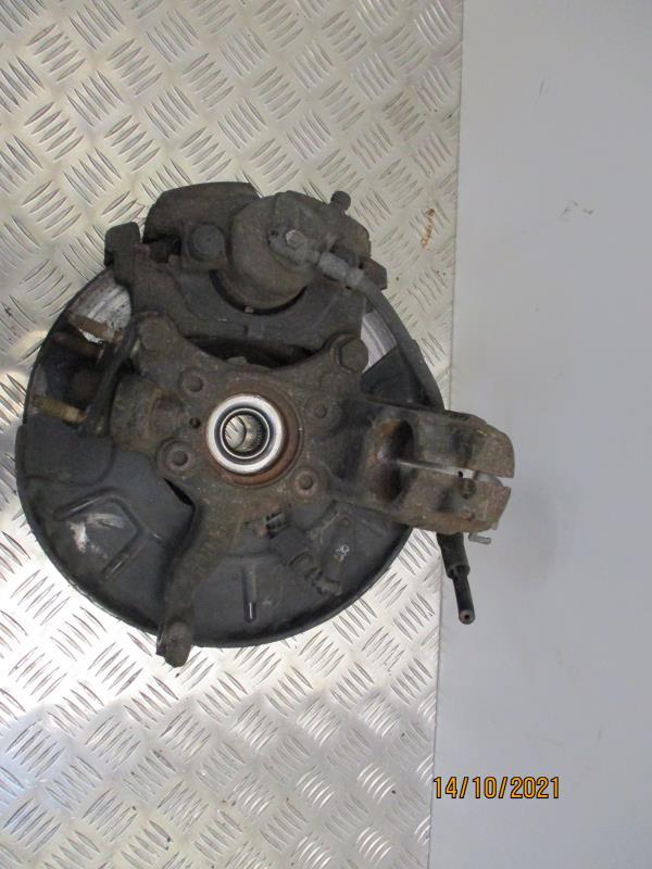 Moyeu avant droit SKODA SUPERB 2 PHASE 1 Diesel - 1