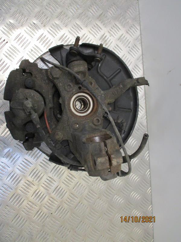 Moyeu avant gauche SKODA SUPERB 2 PHASE 1 Diesel - 1
