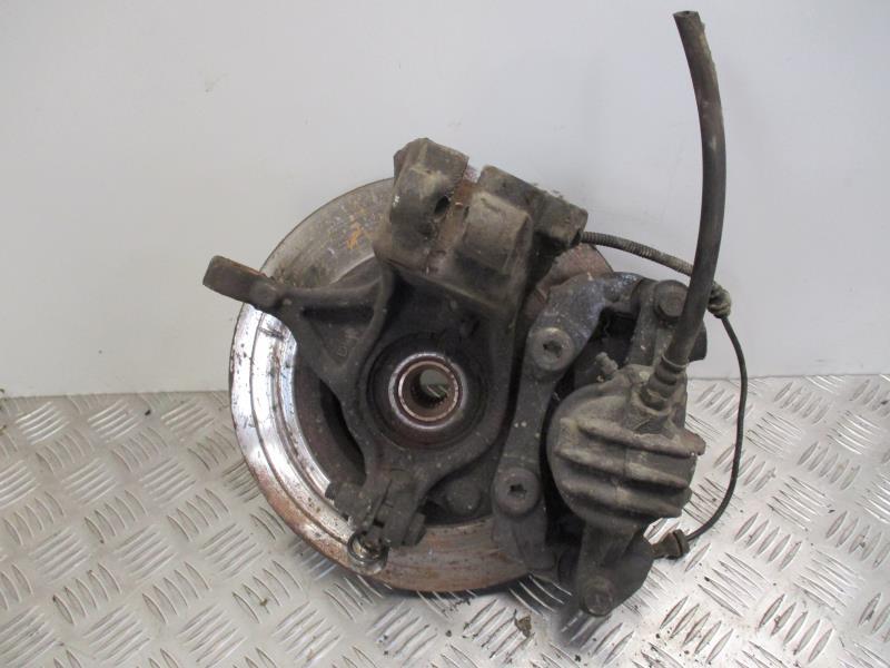 Moyeu avant gauche CITROEN C3 2 PHASE 1 Diesel - 1