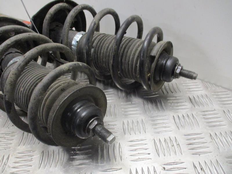Amortisseurs avant VOLKSWAGEN BORA Essence - 1