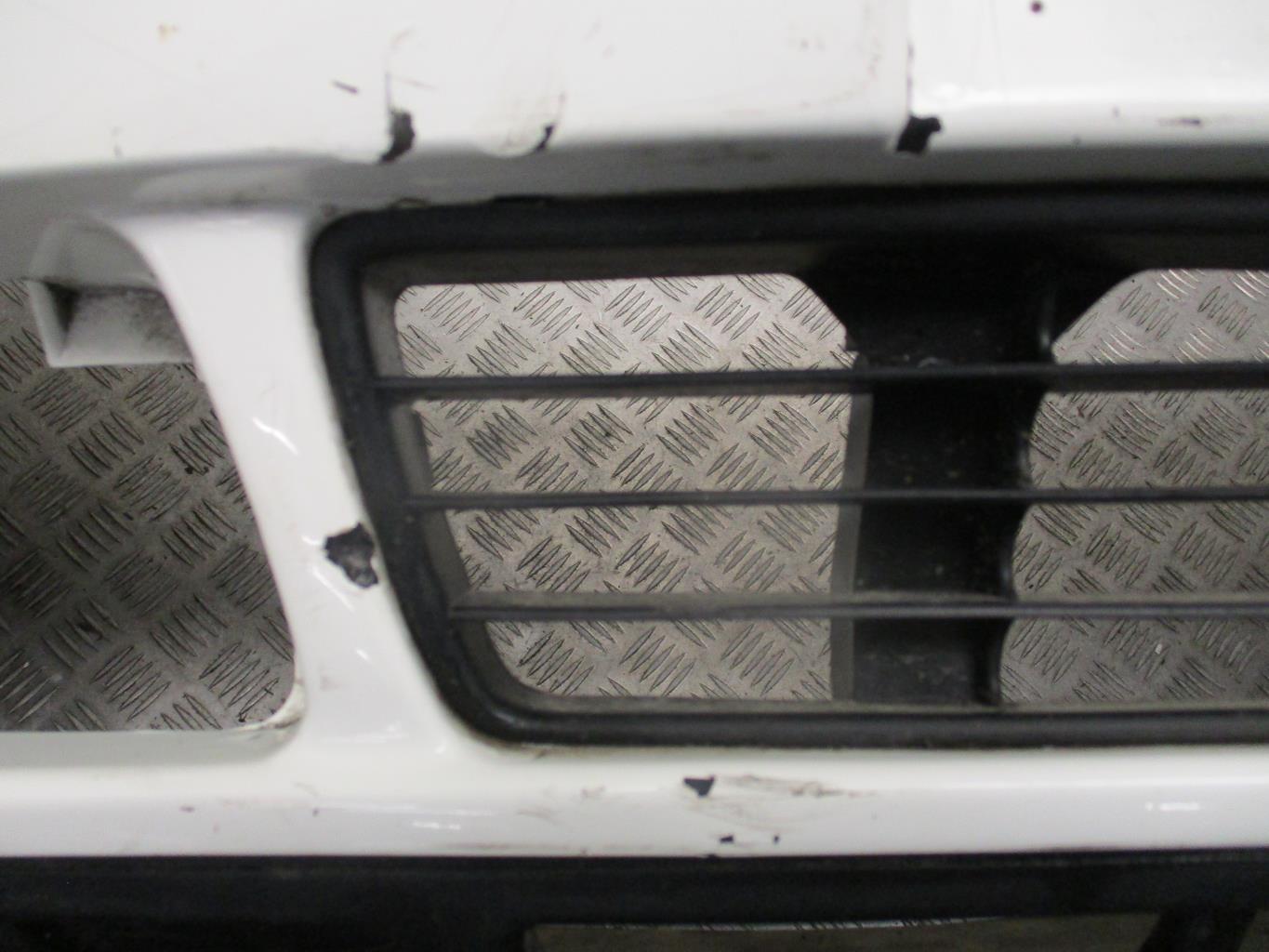 Pare choc avant AUDI A4 1 PHASE 1 Essence - 1