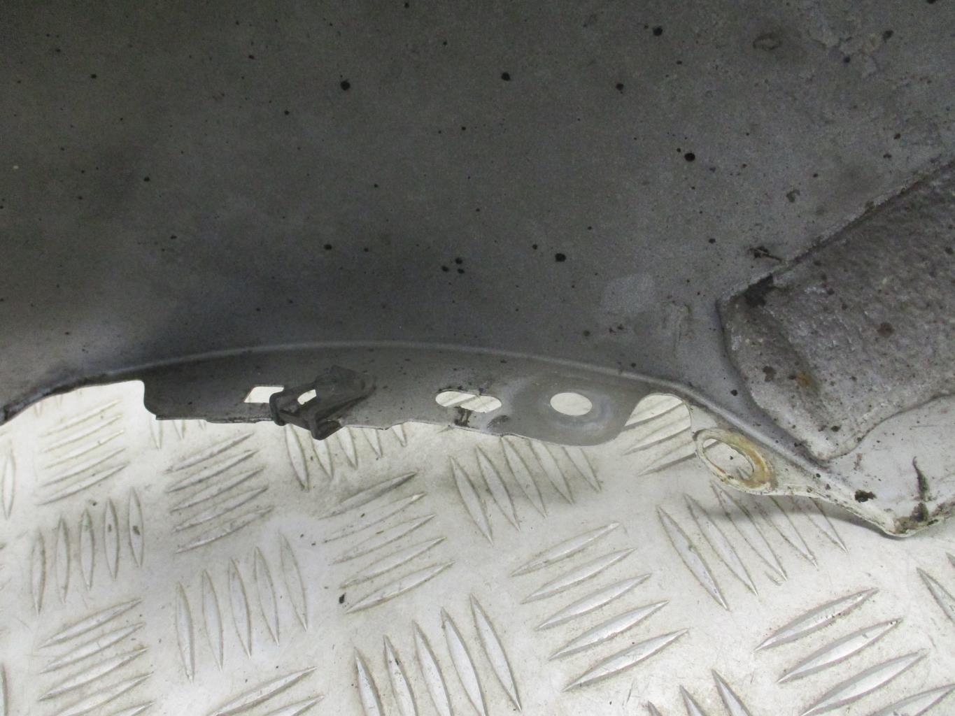 Aile avant droit RENAULT MEGANE 3 PHASE 1 Essence/Ethanol - 1