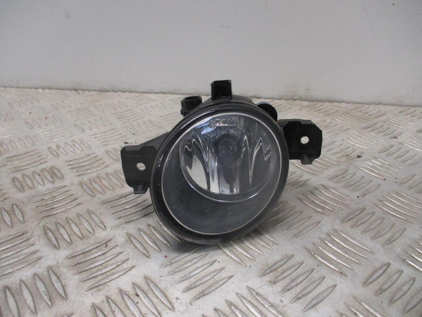 Anti brouillard droit (feux) MINI MINI 1 R50/R53 PHASE 1 Essence - 1