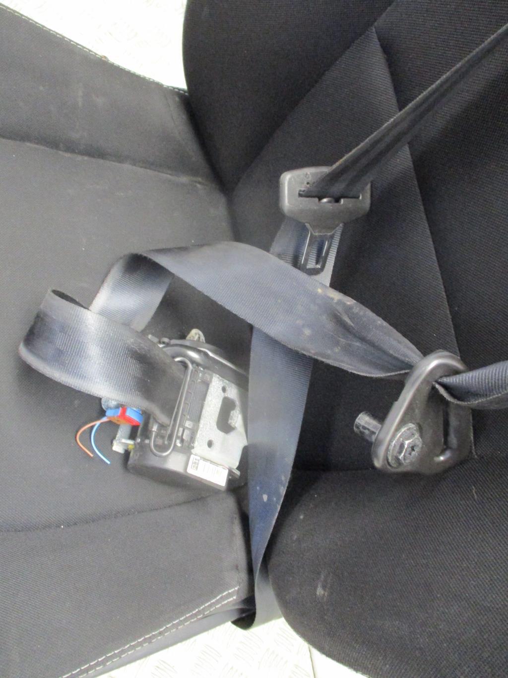 Siege avant gauche RENAULT CLIO 4 PHASE 1 Diesel - 1