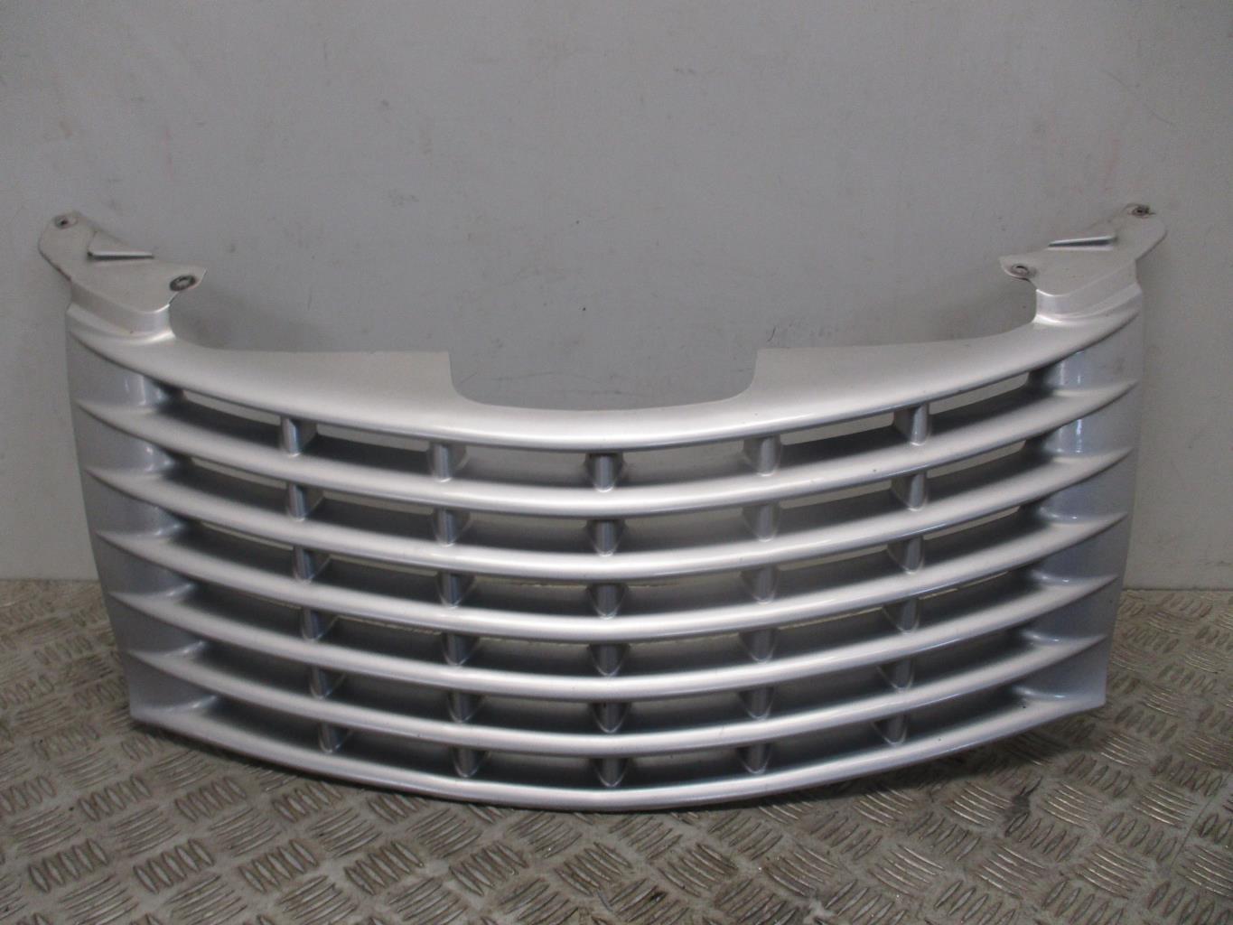 Calandre CHRYSLER PT CRUISER PHASE 1 BREAK Essence - 1
