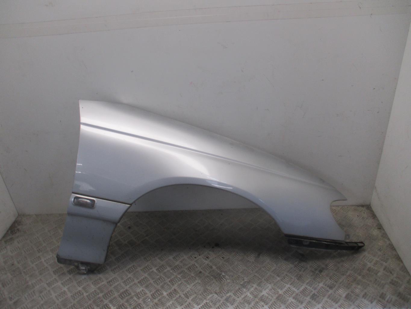 Aile avant droit OPEL OMEGA B PHASE 2 Diesel - 1