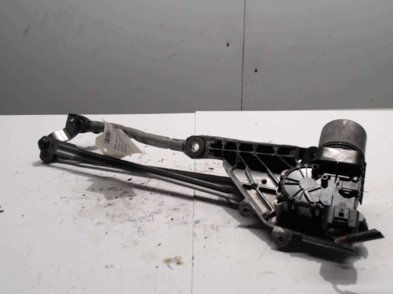 Moteur essuie glace avant FORD FIESTA 6 PHASE 1 Diesel - 1