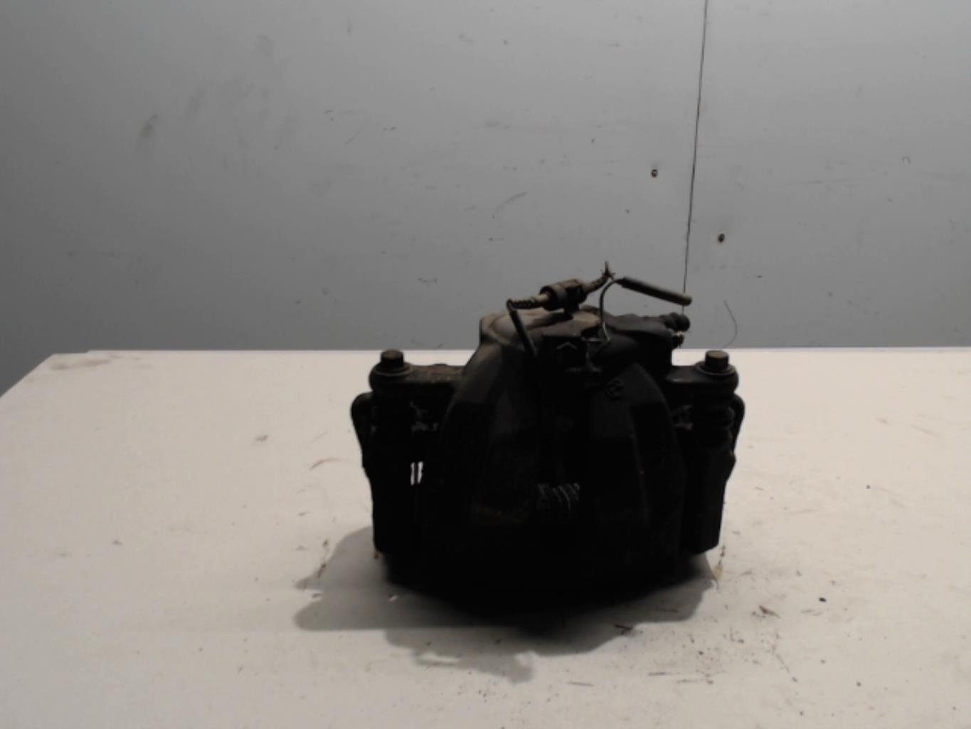 Etrier avant gauche (freinage) CITROEN C8 Diesel - 1