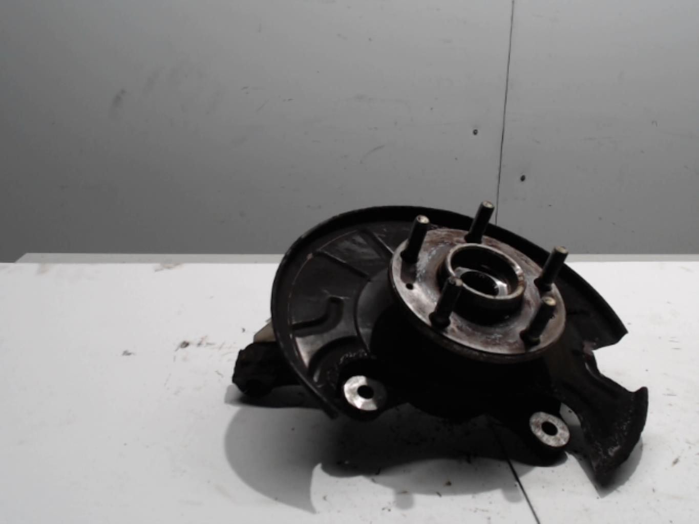 Fusee avant gauche LAND ROVER FREELANDER 1 PHASE 4 Diesel - 1