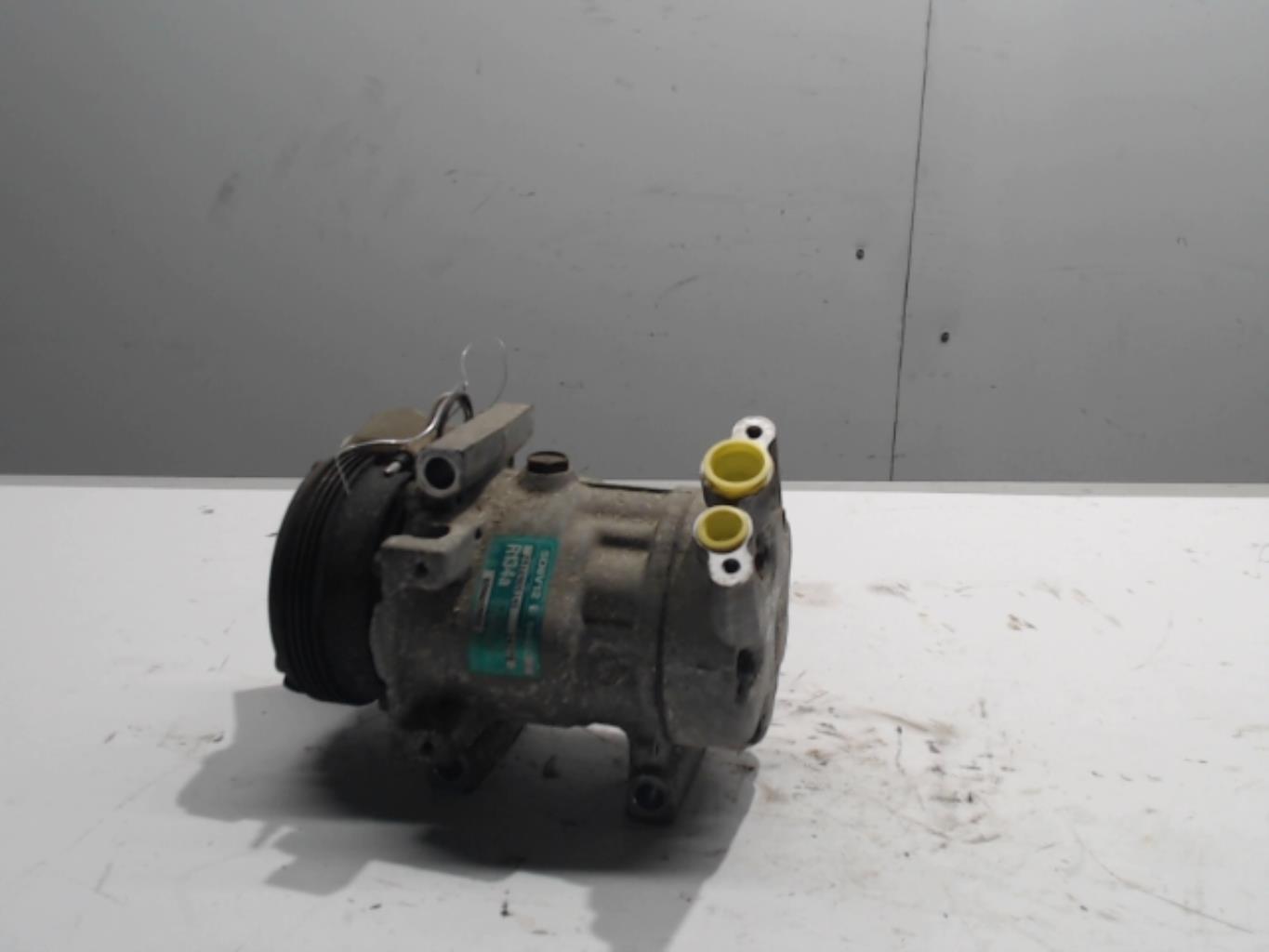 Compresseur clim - RENAULT...