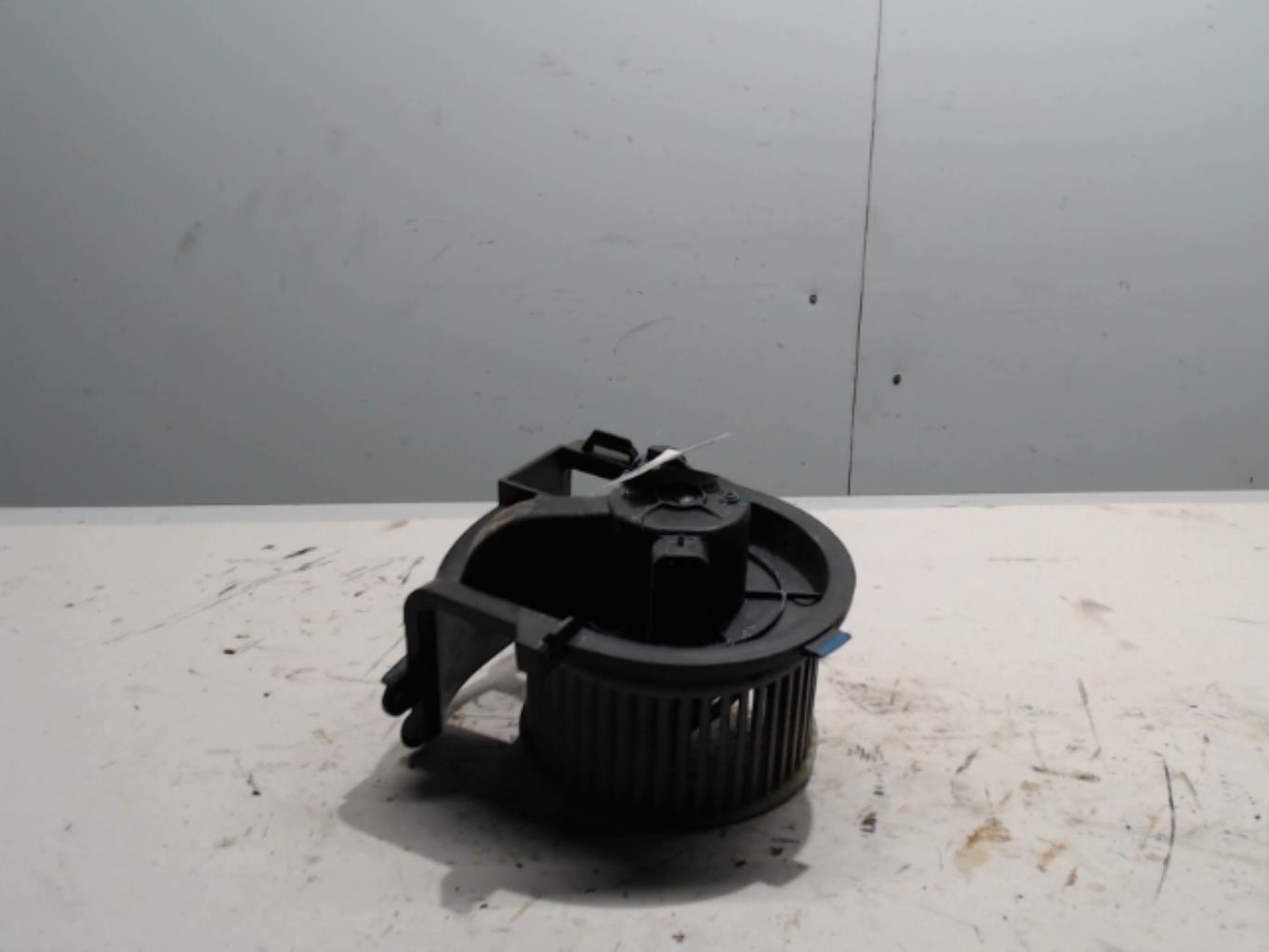 Ventilateur chauffage RENAULT CLIO 2 PHASE 2 Essence - 1