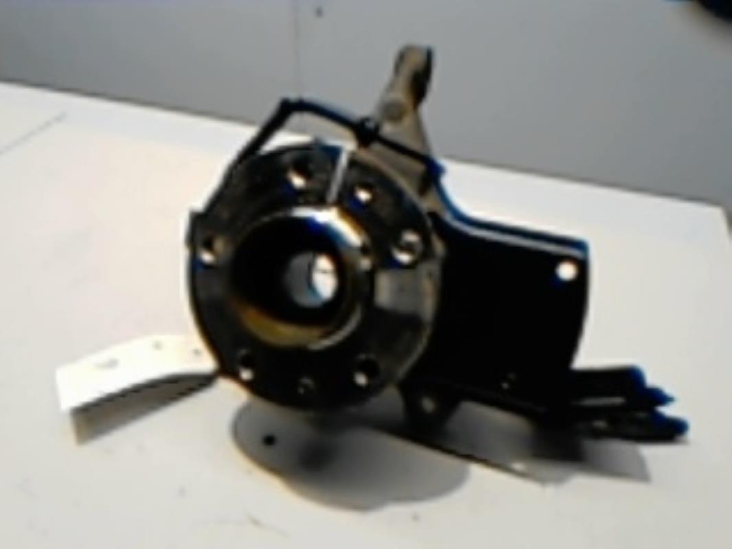 Fusee avant gauche RENAULT TRAFIC 3 Diesel - 1