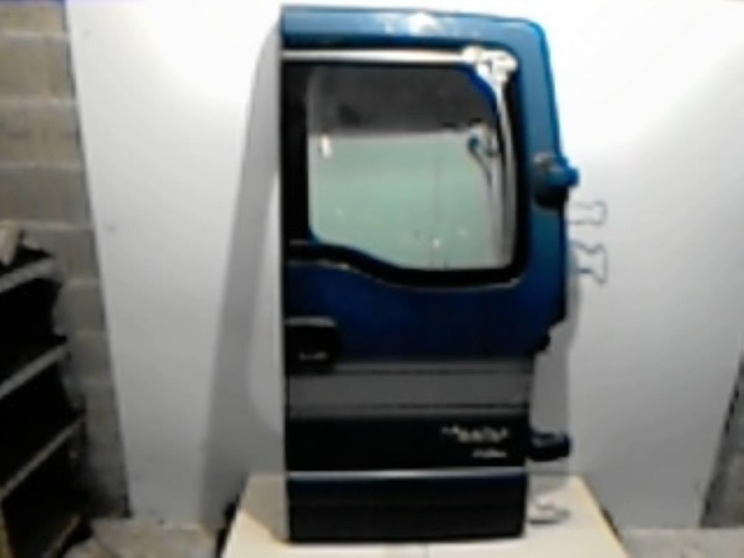 Porte de coffre droit RENAULT MASTER 2 PHASE 1 Diesel - 1