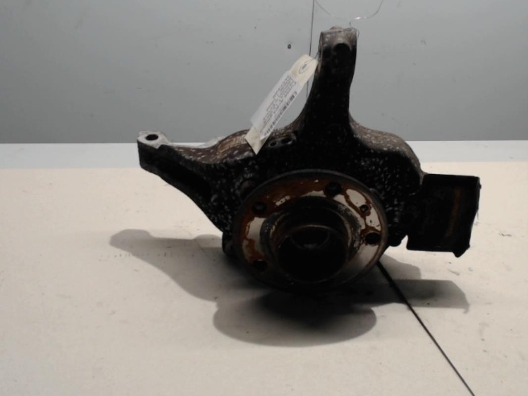 Fusee avant gauche RENAULT LAGUNA 3 PHASE 1 BREAK Diesel - 1