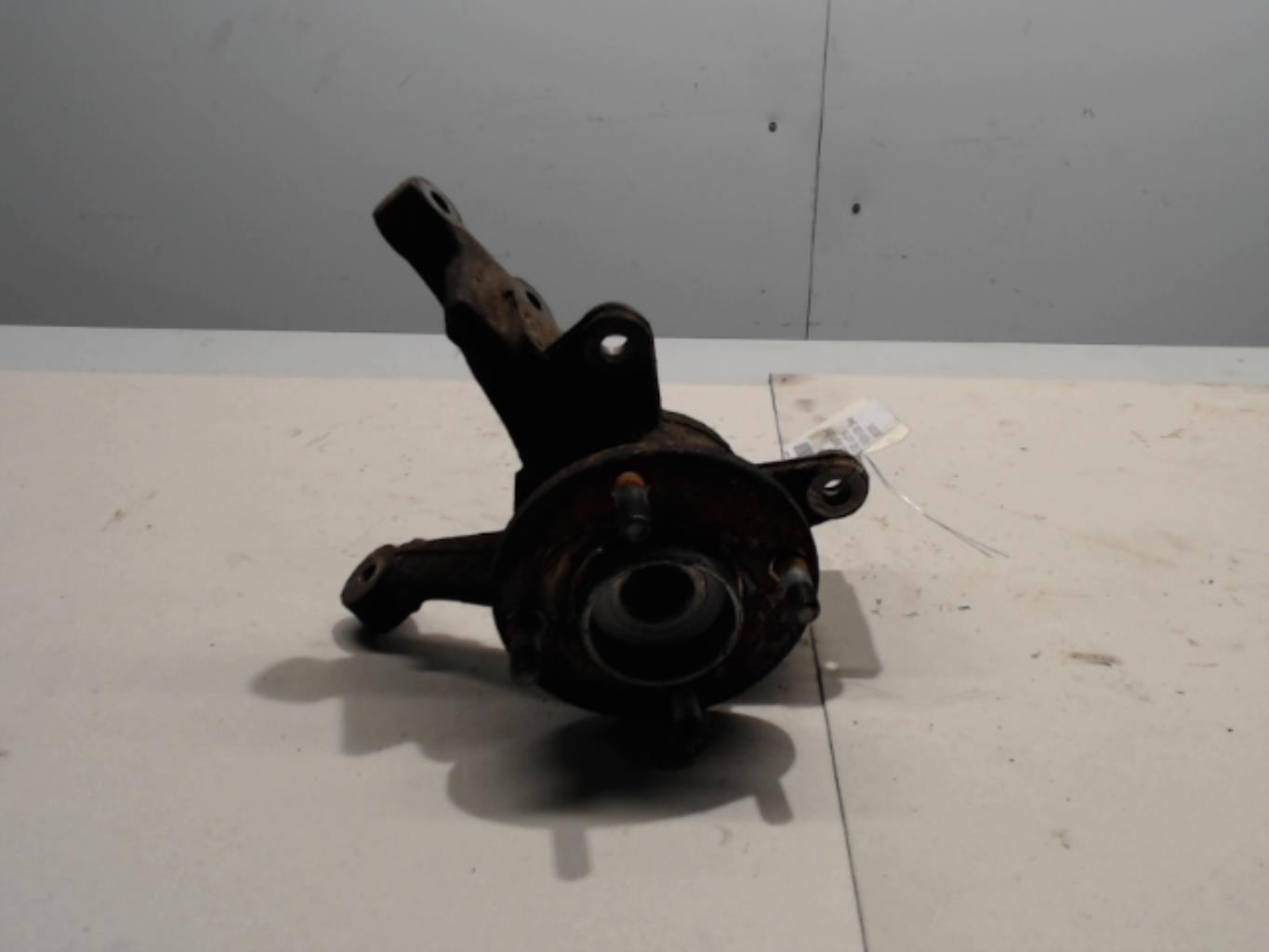 Fusee avant droit FORD FIESTA 6 PHASE 1 Diesel - 1