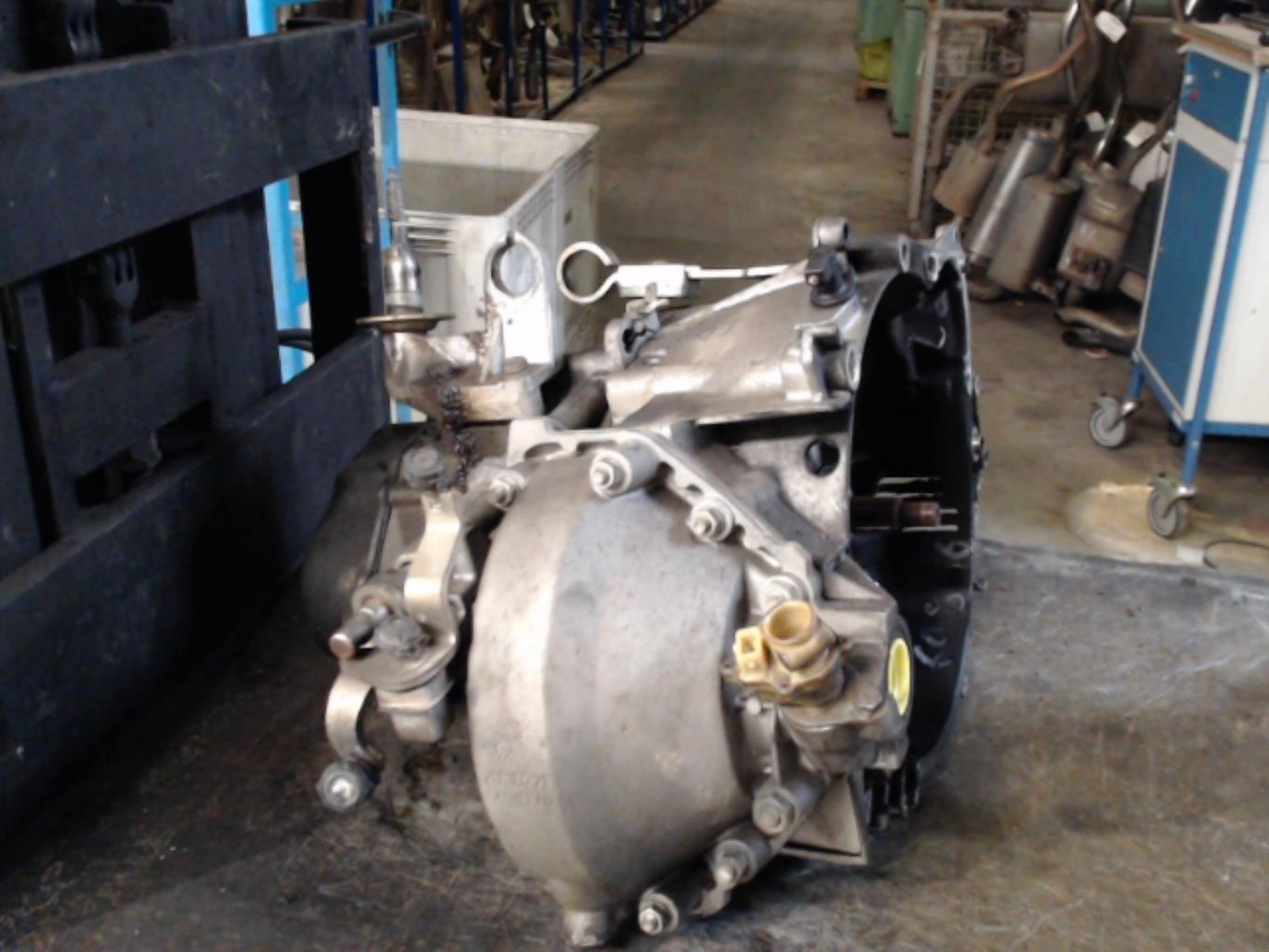 Boite de vitesses PEUGEOT 605 PHASE 1 Diesel - 1