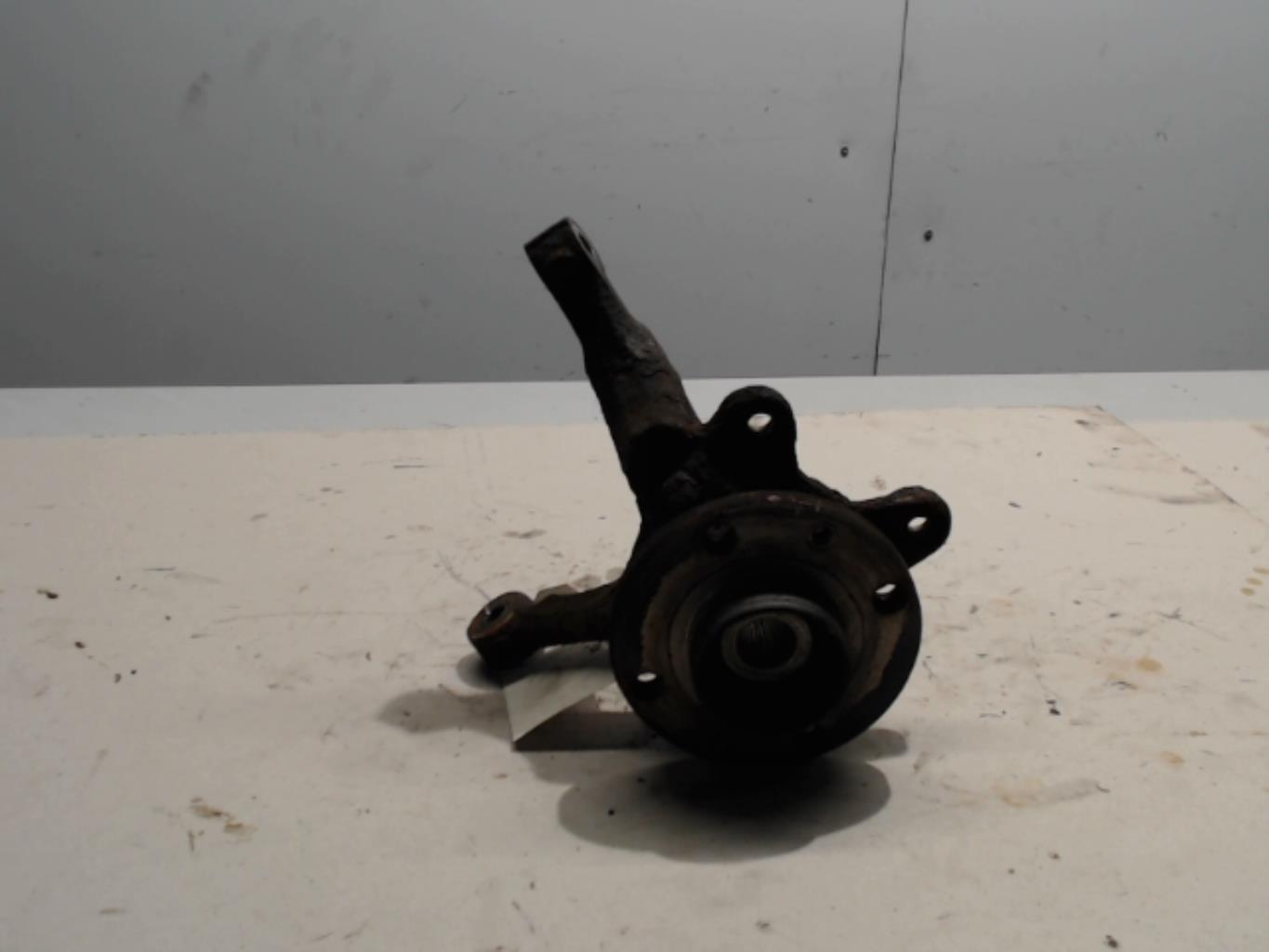 Fusee avant droit RENAULT R19 PHASE 2 Diesel - 1
