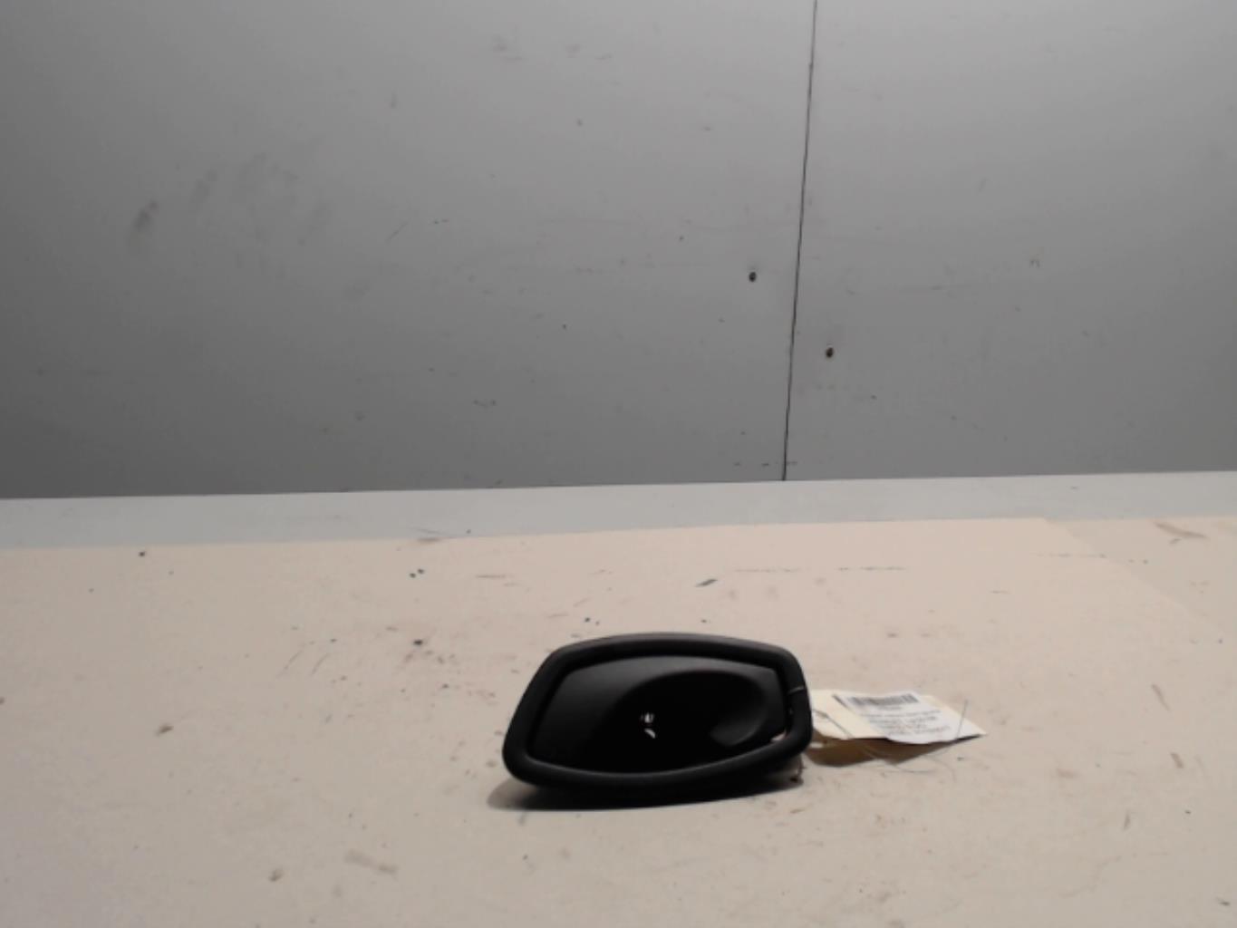 Poignee interieur avant gauche RENAULT TRAFIC 3 Diesel - 1
