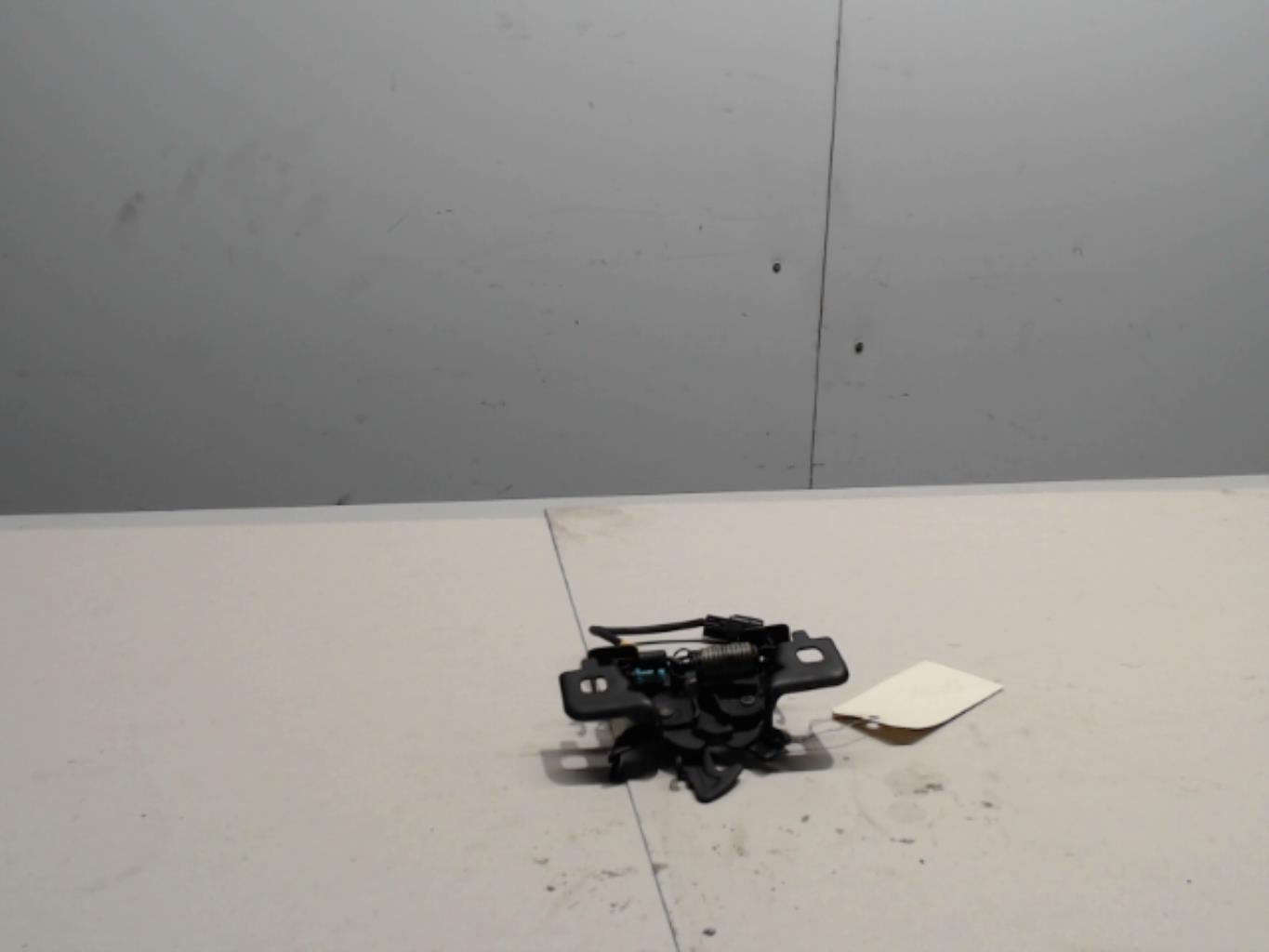 Serrure de capot RENAULT TRAFIC 3 Diesel - 1