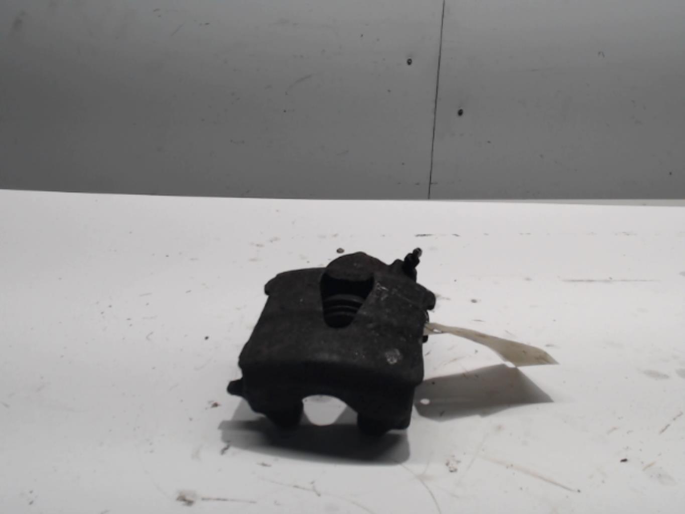 Etrier avant gauche (freinage) AUDI A3 1 PHASE 1 Diesel - 1