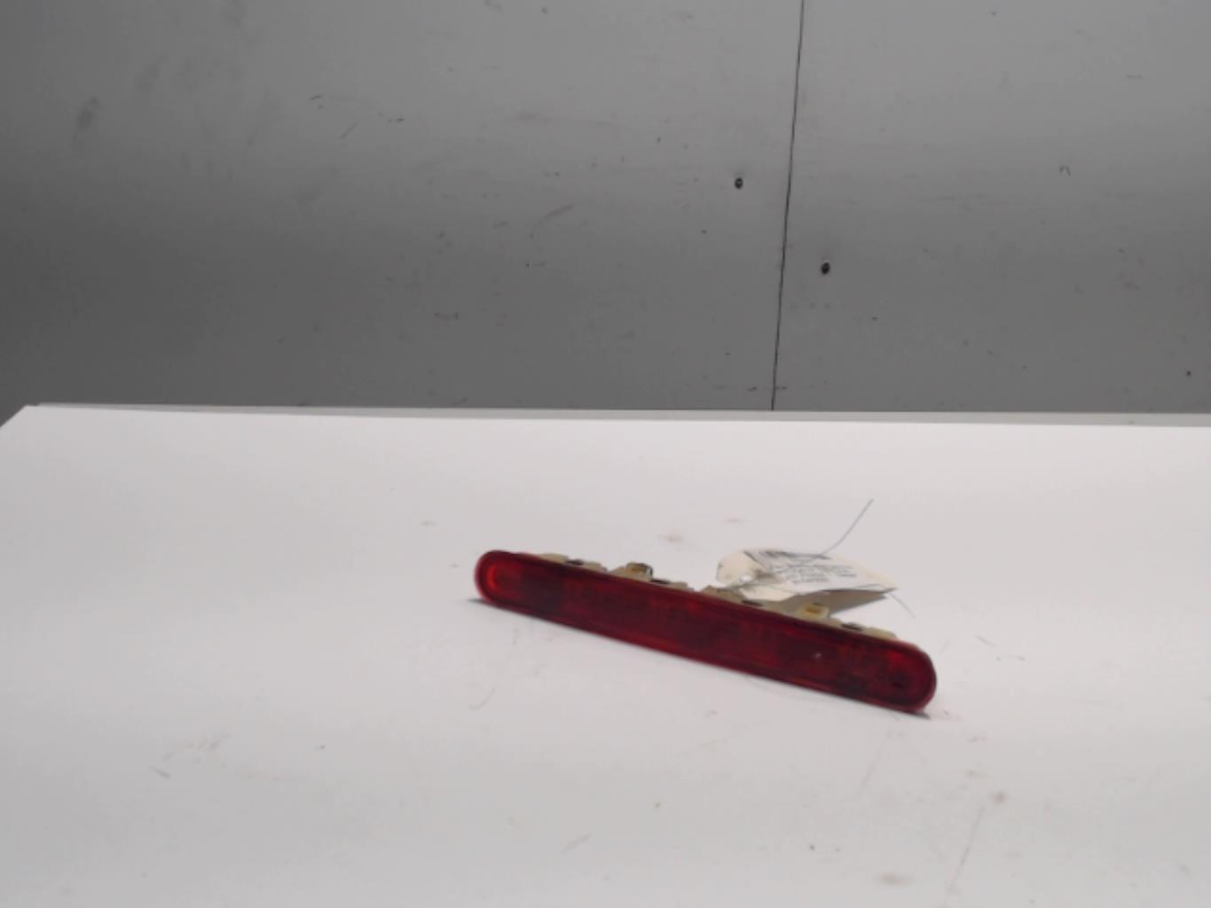 Feu arriere stop central PEUGEOT 207 PHASE 1 Diesel - 1