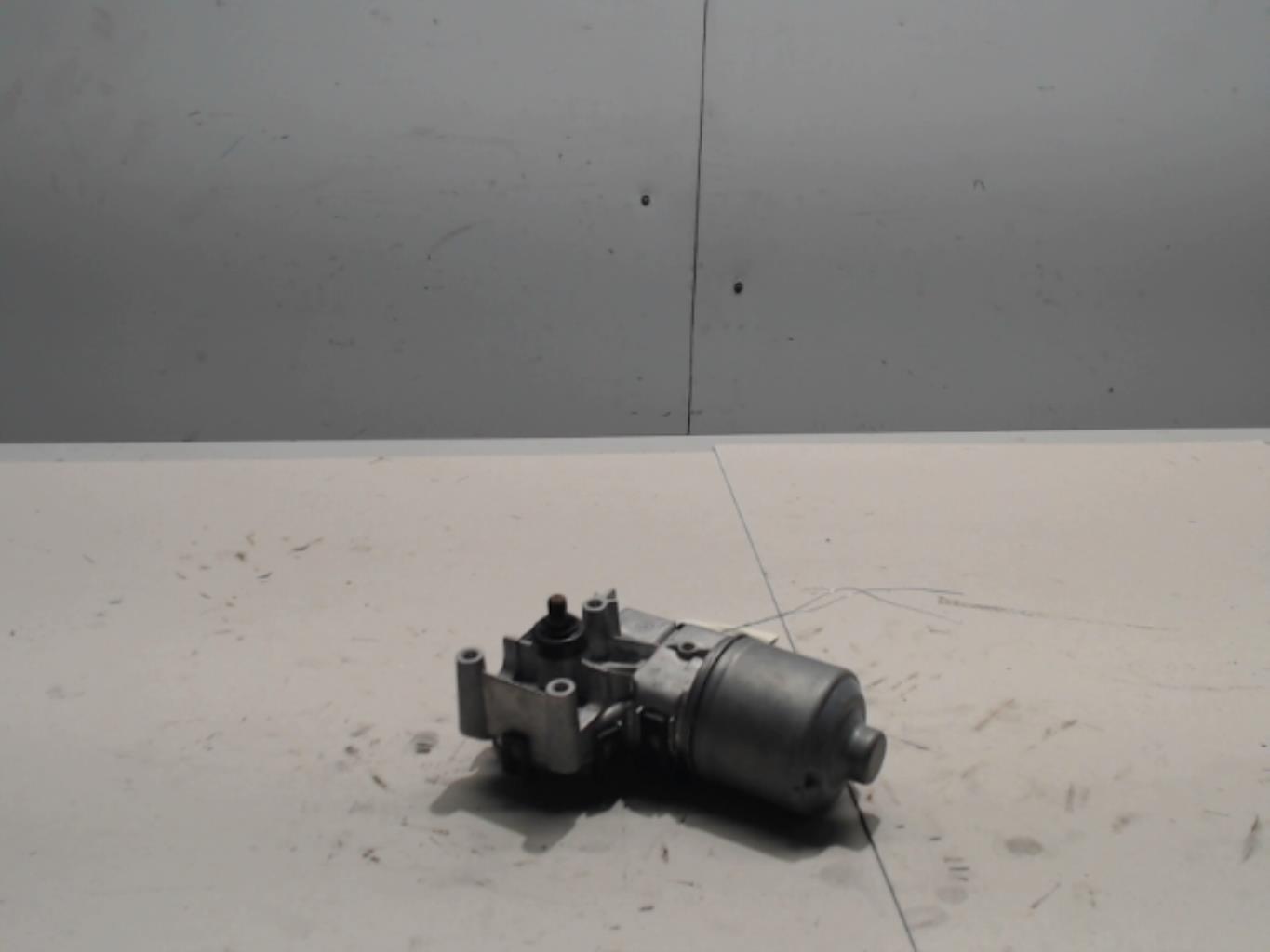 Moteur essuie glace avant -...