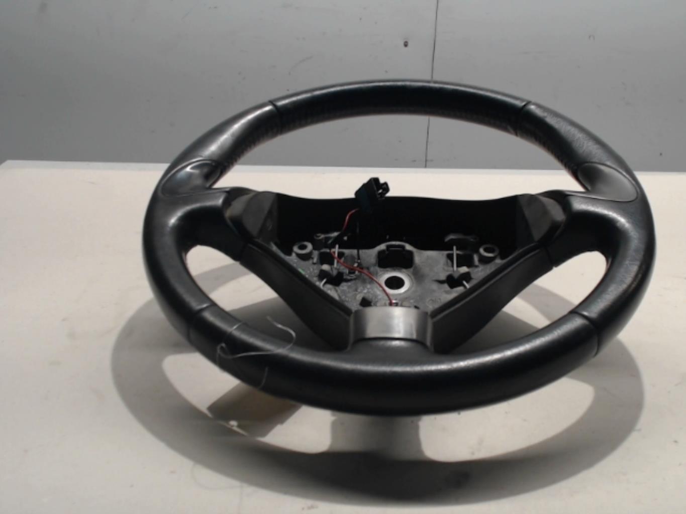 Volant PEUGEOT 407 PHASE 1 BREAK Diesel - 1