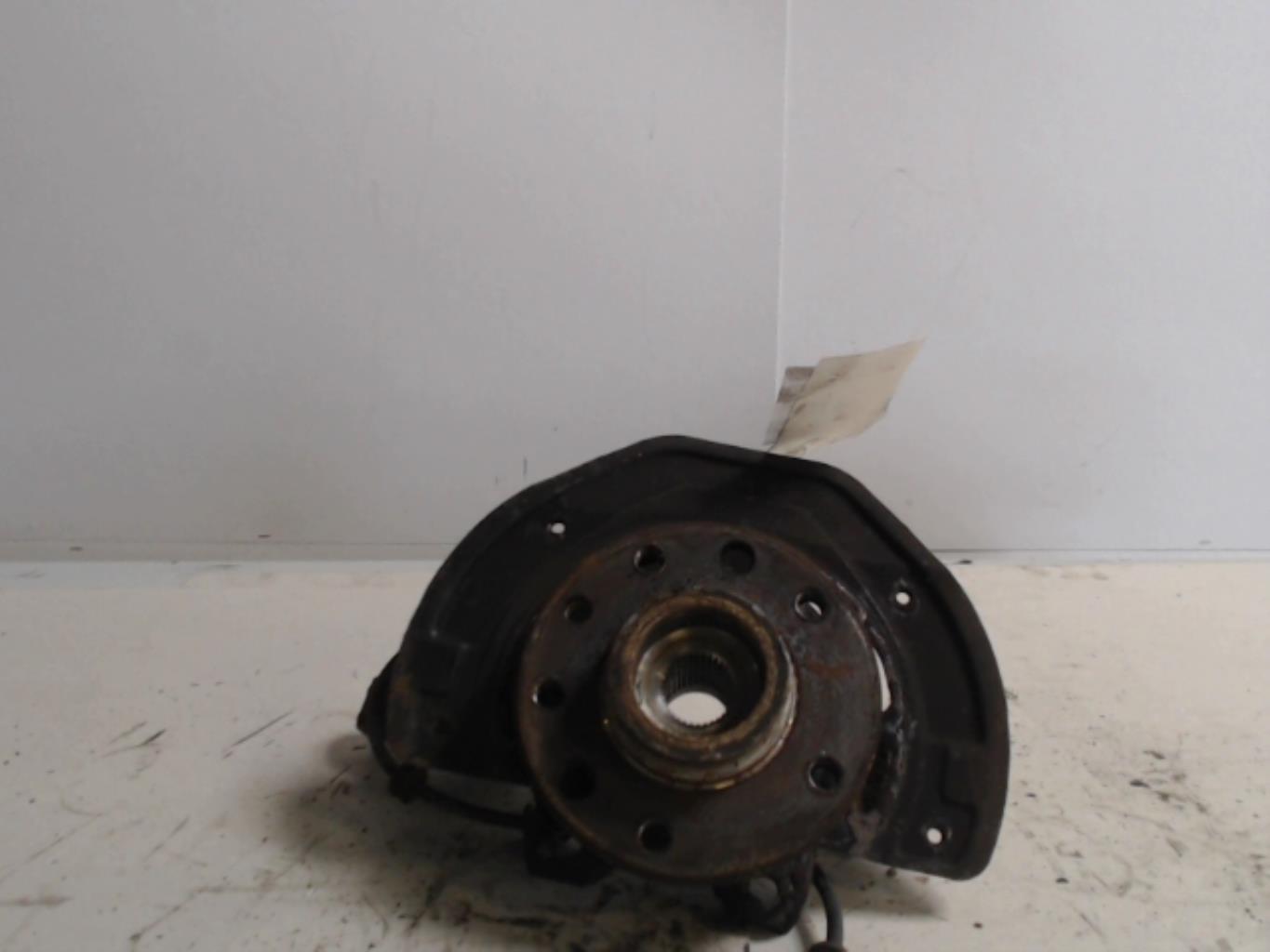 Fusee avant droit OPEL VECTRA B PHASE 1 Diesel - 1