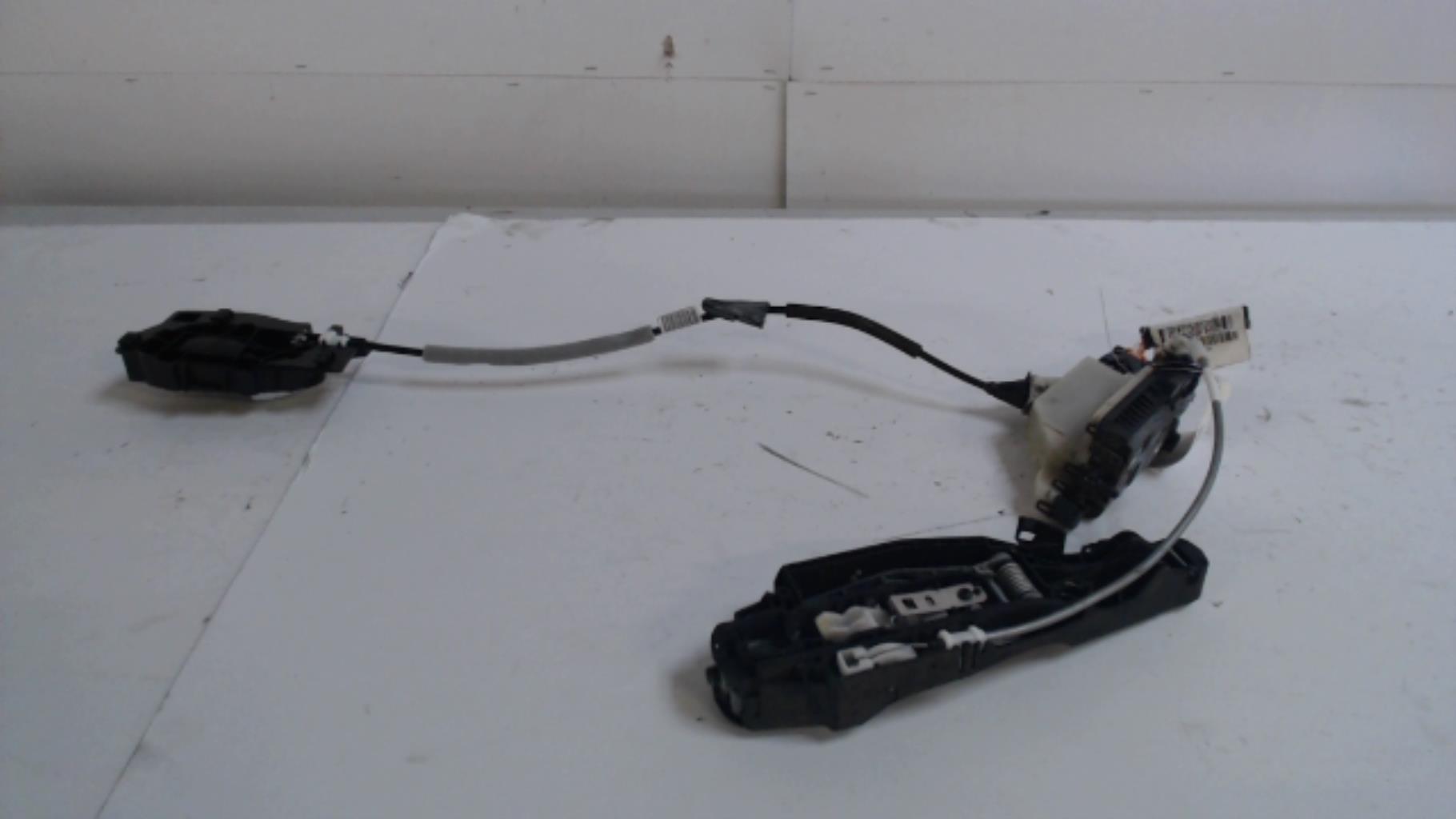 Serrure avant droit CITROEN C4 2 PHASE 2 Diesel - 1