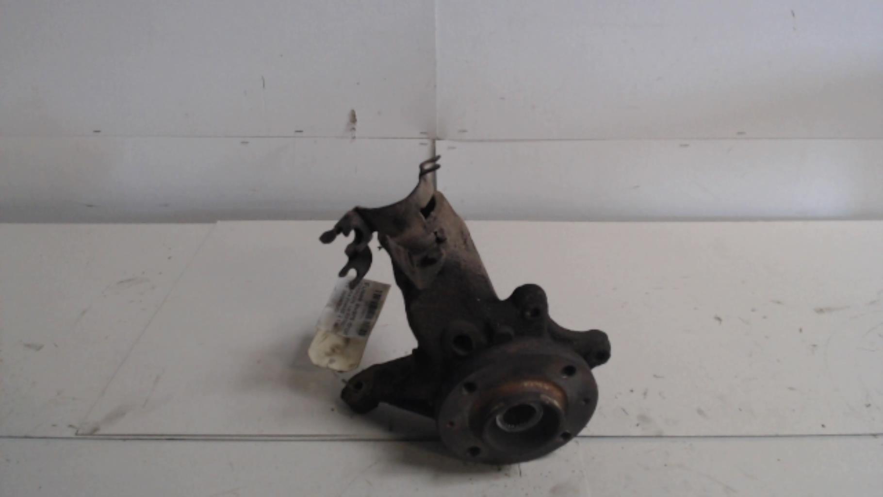 Fusee avant droit CITROEN XSARA PHASE 2 Essence - 1