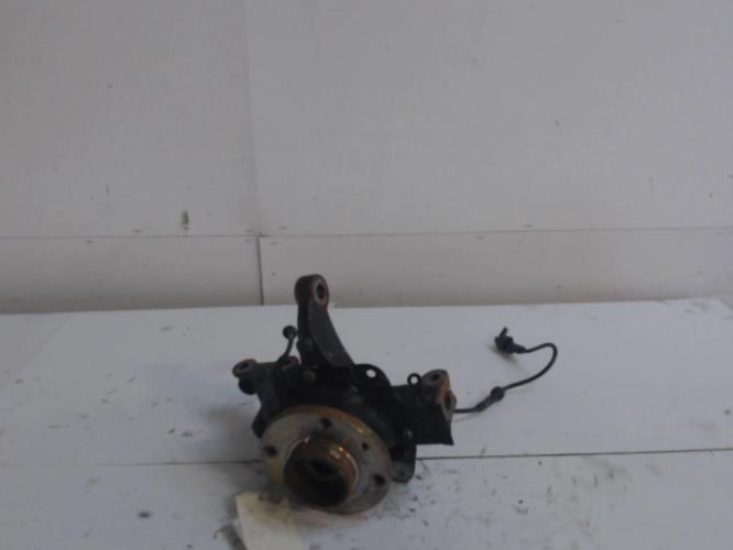 Fusee avant gauche -...