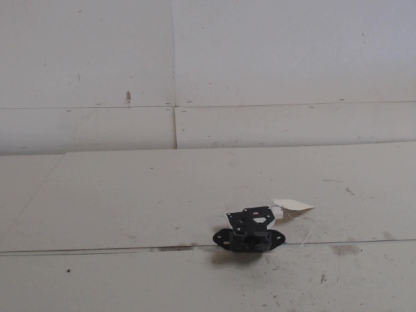 Serrure de hayon RENAULT KADJAR PHASE 2  - 1