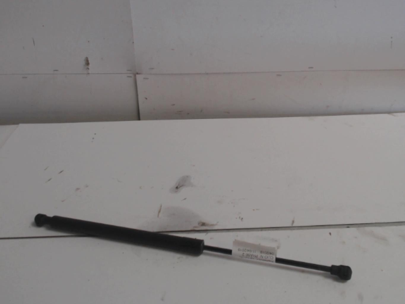 Verin de coffre droit RENAULT CLIO 4 PHASE 2  - 1