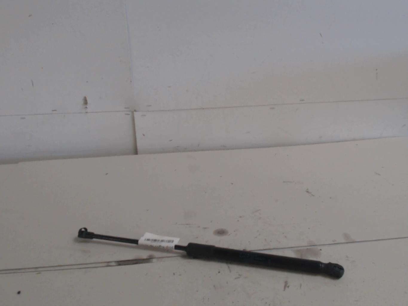 Verin de coffre droit RENAULT KADJAR PHASE 2  - 1