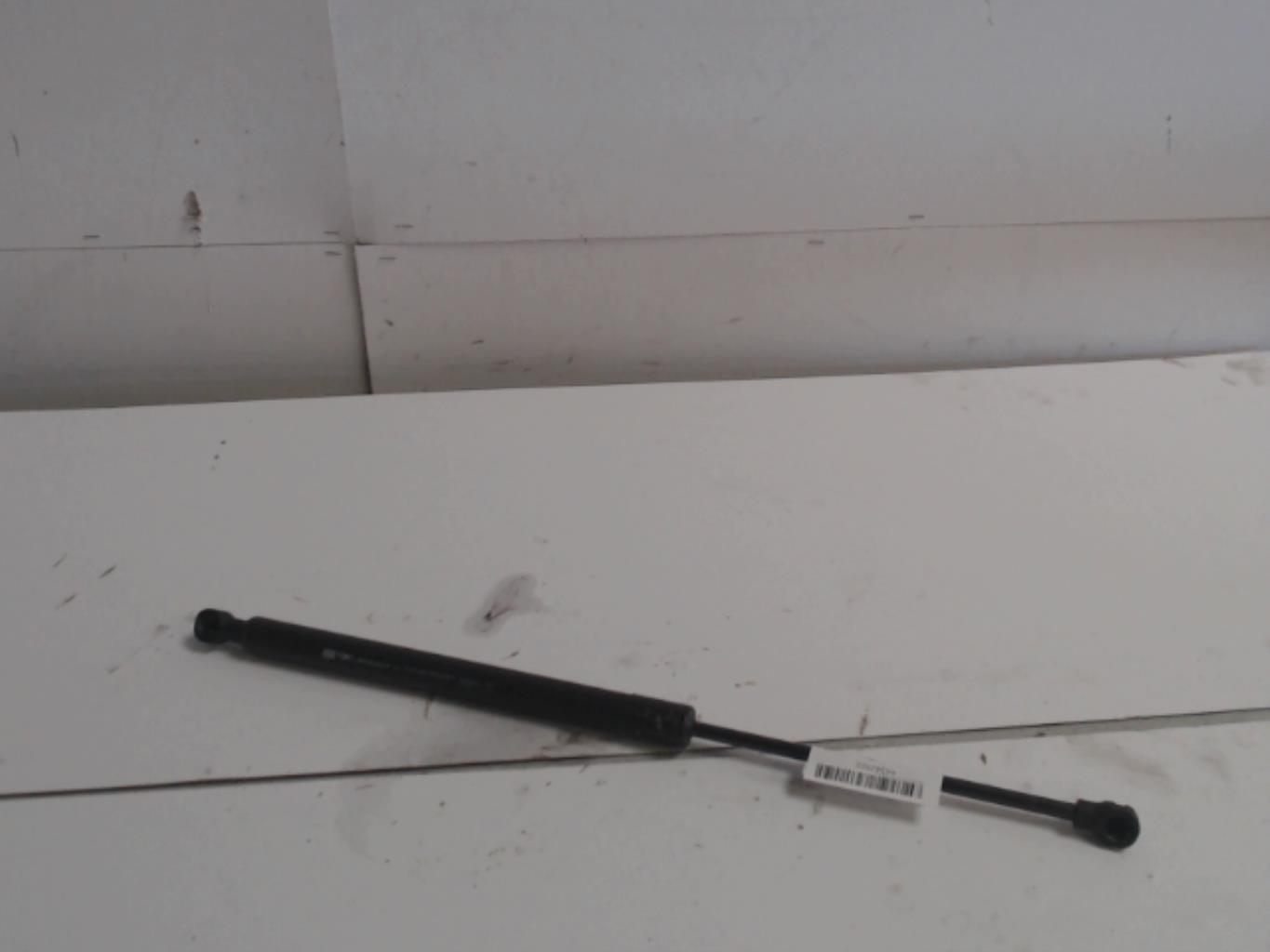 Verin de coffre gauche RENAULT CLIO 4 PHASE 2  - 1