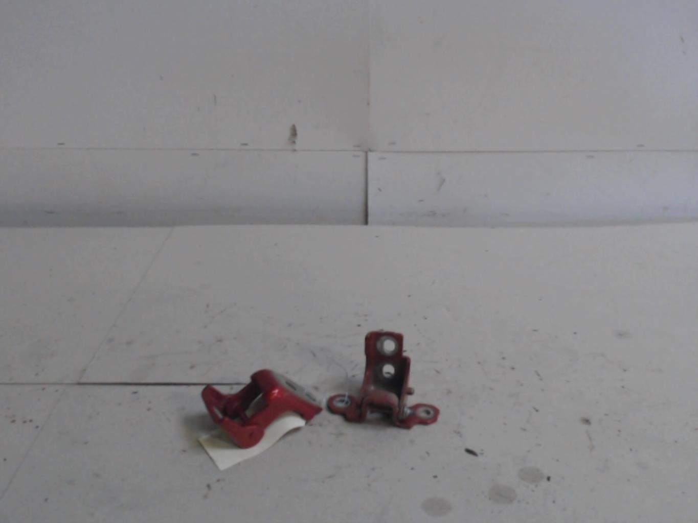 Charniere de porte avant droit RENAULT CLIO 4 PHASE 2  - 1