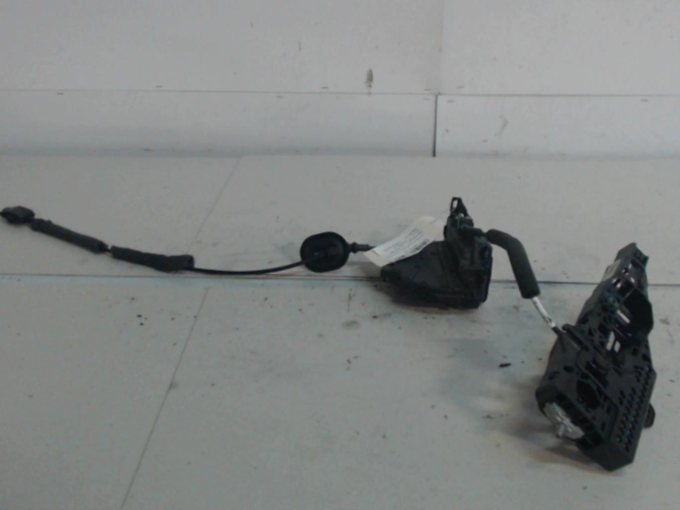 Fermeture centralisee avant droit RENAULT CLIO 4 PHASE 2  - 1