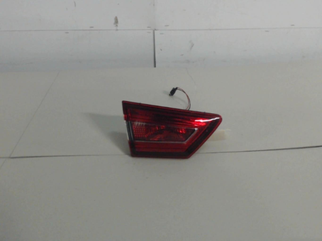 Feu arriere secondaire gauche (feux) RENAULT CLIO 4 PHASE 2  - 1
